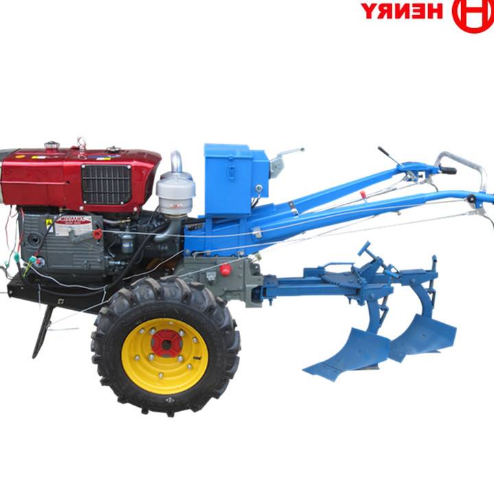 como se puede arar con un tractor para hacer un huerto